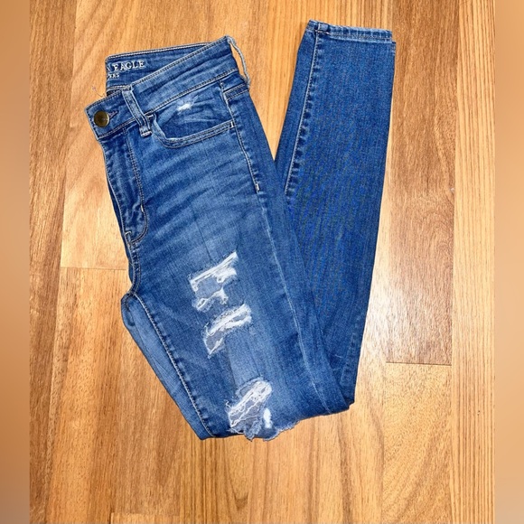 American Eagle Ripped Blue Jeans - Picture 1 of 4